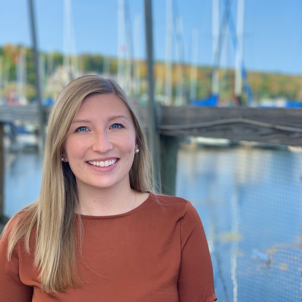 Meet your Posher, Lauren